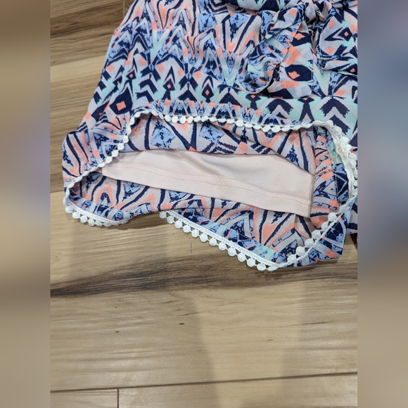 My Michelle print shorts - Picture 3 of 3